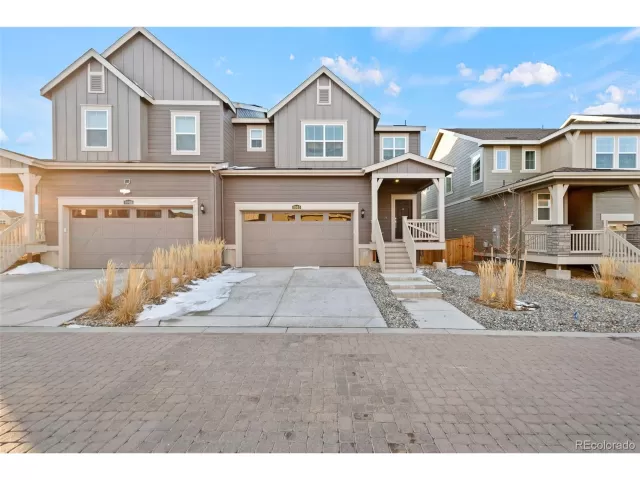 MLS: 2577146 Condo For Sale