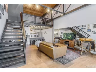 Photo #5: 2577788 Listing