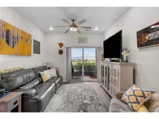 Photo #3: 2580124 Listing