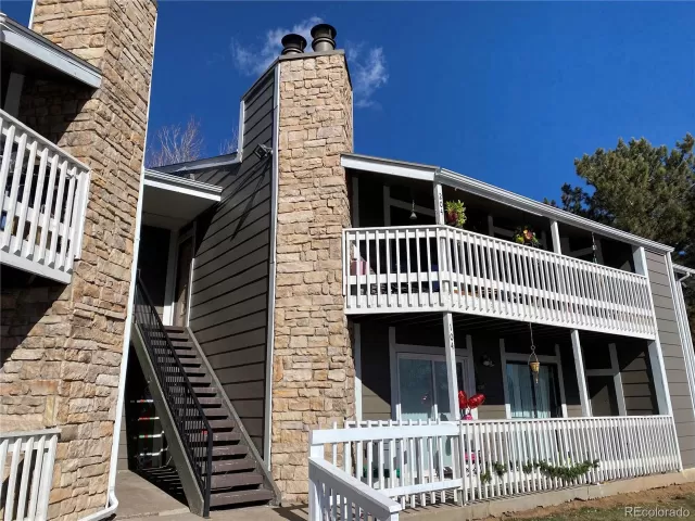 MLS: 2581192 Condo For Sale