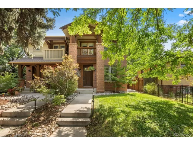 MLS: 2586052 Condo For Sale