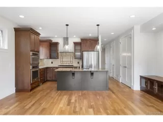 Photo #6: 2586052 Listing