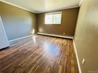 Photo #2: 2586360 Listing