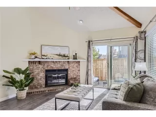 Photo #5: 2587040 Listing