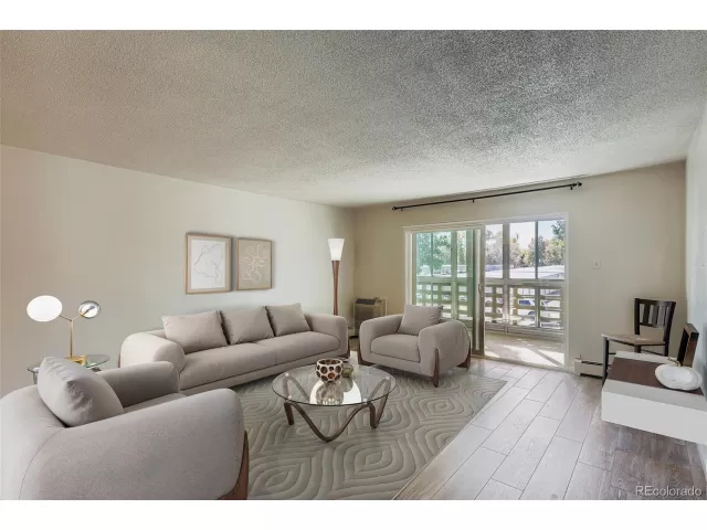 MLS: 2588915 Condo For Sale