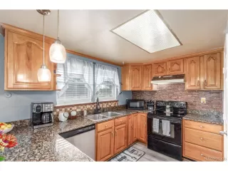 Photo #6: 2589742 Listing