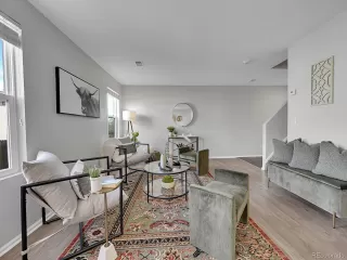 Photo #6: 2590857 Listing