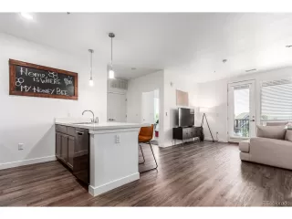 Photo #4: 2591986 Listing