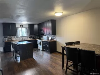 Photo #4: 2592798 Listing 