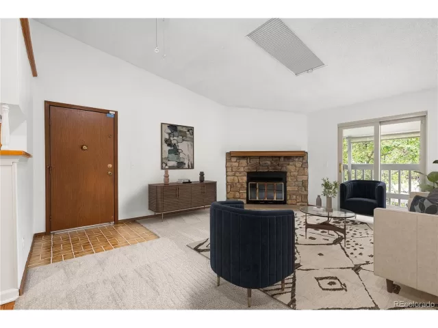 MLS: 2593341 Condo For Sale