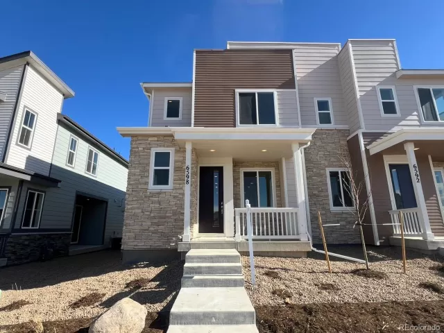 MLS: 2595548 Condo For Sale