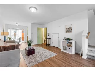 Photo #3: 2596326 Listing