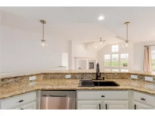 Photo #3: 2602342 Listing 