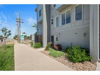 Photo #3: 2612446 Listing