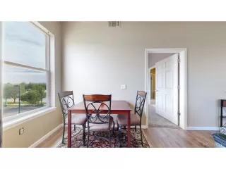 Photo #6: 2615245 Listing