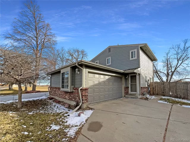 MLS: 2618889 Condo For Sale