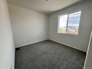 Photo #6: 2622725 Listing