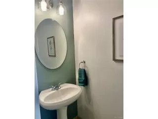 Photo #5: 2622929 Listing