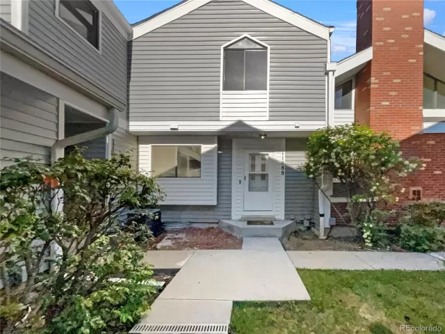 MLS: 2627995 Condo For Sale