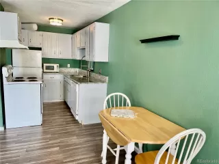 Photo #3: 2635764 Listing