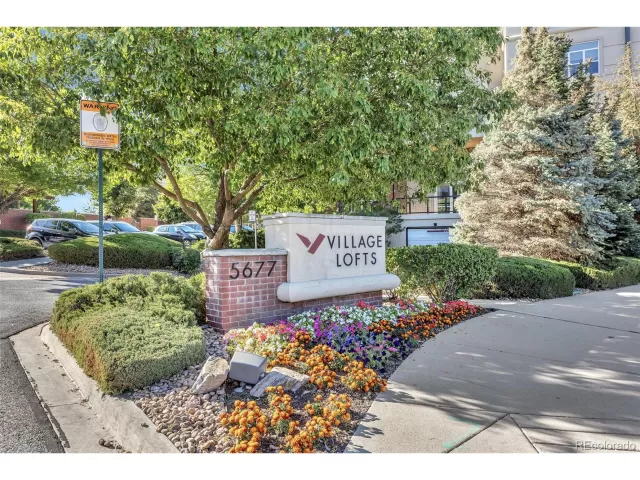 MLS: 2636062 Condo For Sale