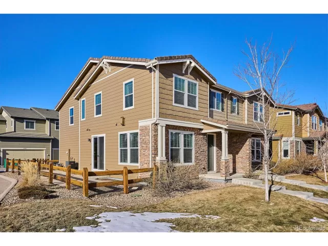 MLS: 2639892 Condo For Sale