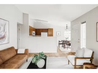 More Details about MLS # 2643257 : 8761 W BERRY AVE 202 LITTLETON CO 80123