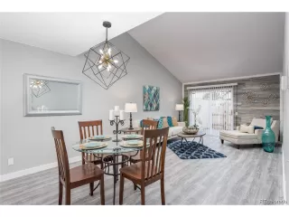 Photo #5: 2647081 Listing