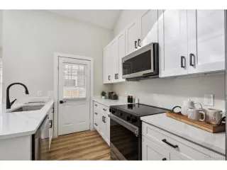 Photo #5: 2652693 Listing