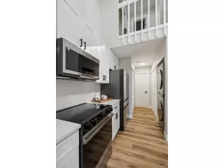 Photo #6: 2652693 Listing