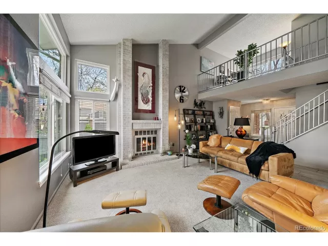 MLS: 2654013 Condo For Sale