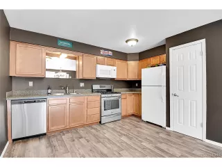 Photo #5: 2655842 Listing