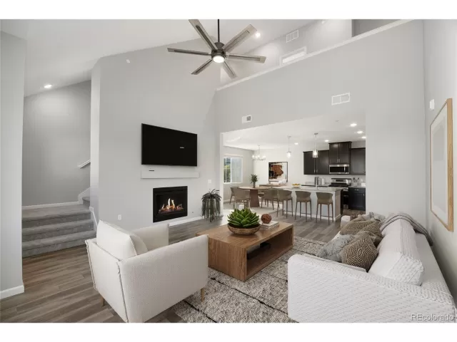 MLS: 2656938 Condo For Sale