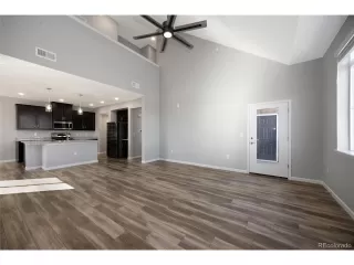 Photo #3: 2656938 Listing