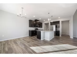 Photo #5: 2656938 Listing