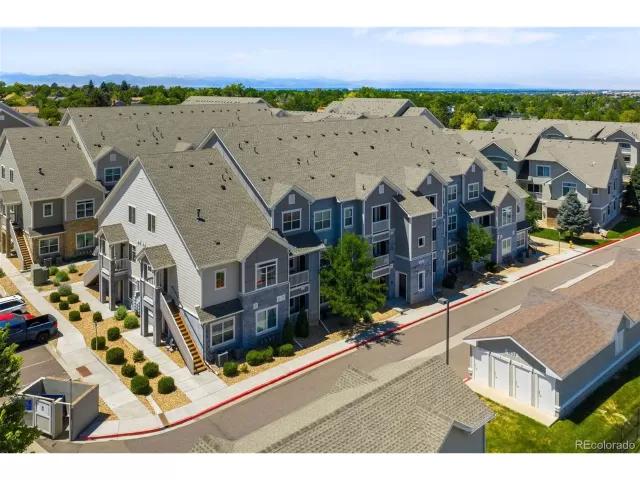 MLS: 2657360 Condo For Sale
