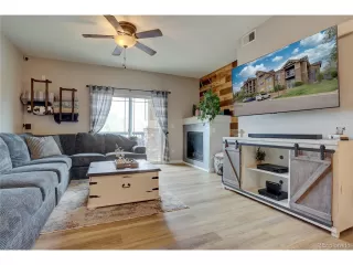 Photo #3: 2659597 Listing