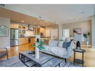 Photo #2: 2659740 Listing
