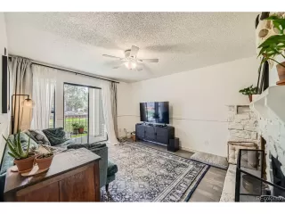 Photo #4: 2659878 Listing
