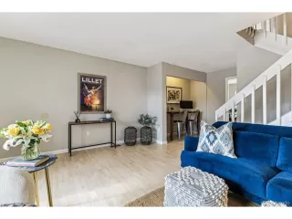 Photo #4: 2660249 Listing