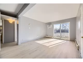 Photo #2: 2661068 Listing 