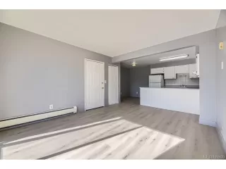 Photo #3: 2661068 Listing 