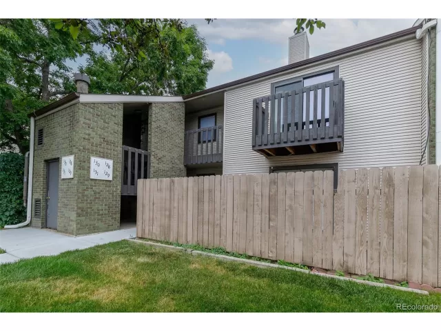 MLS: 2661161 Condo For Sale