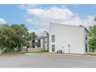 Photo #2: 2661161 Listing