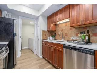 Photo #6: 2661161 Listing