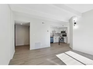 Photo #3: 2661900 Listing 