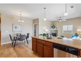 Photo #5: 2663150 Listing