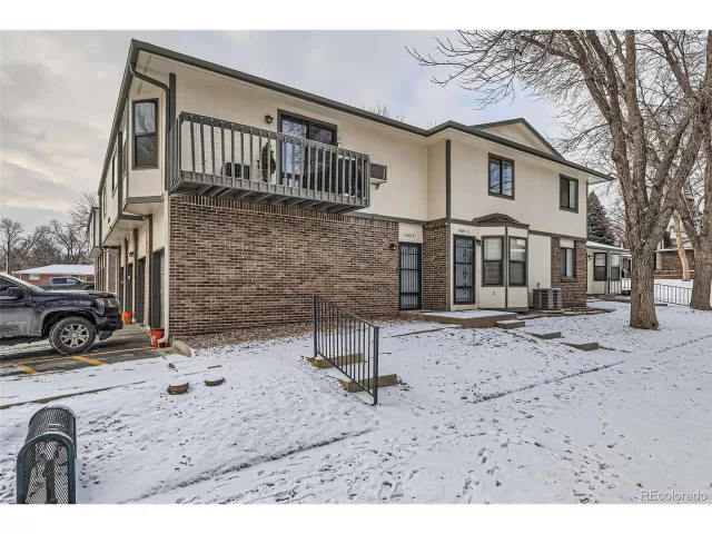MLS: 2663354 Condo For Sale