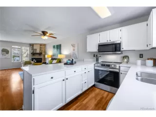 Photo #3: 2663710 Listing