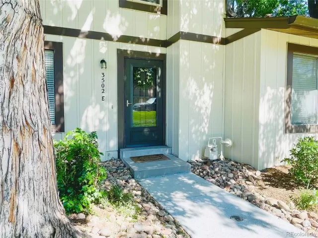 MLS: 2665615 Condo For Sale